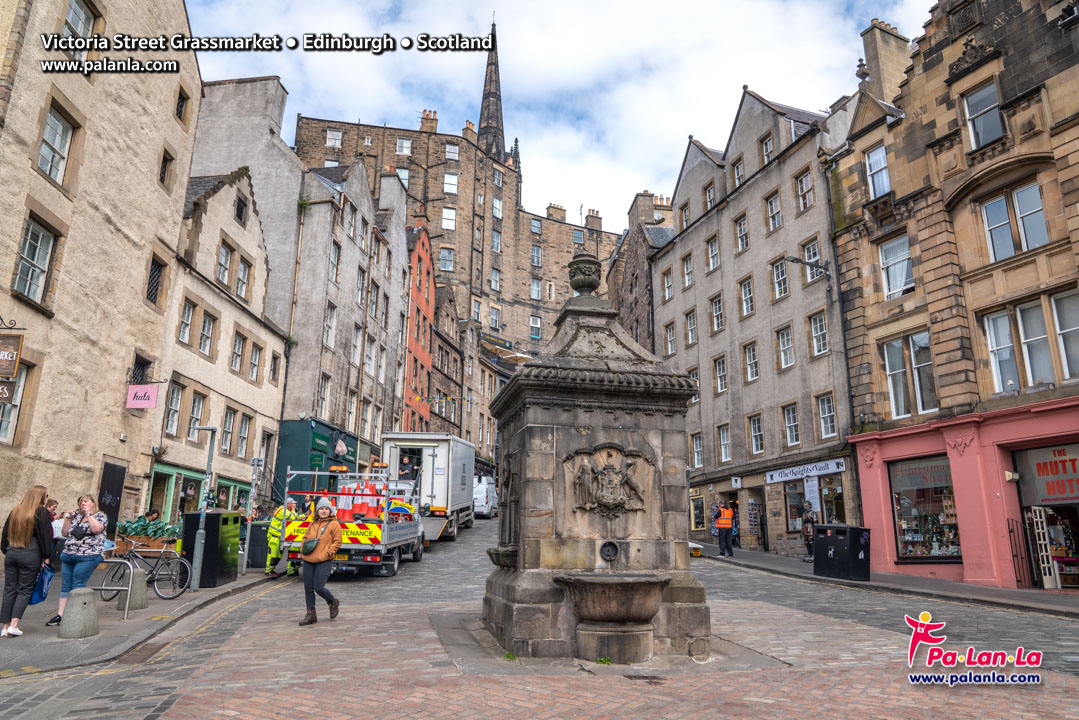Victoria Street & Grassmarket